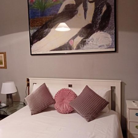 B&B Califano- 2 Leoni Verona Eksteriør bilde