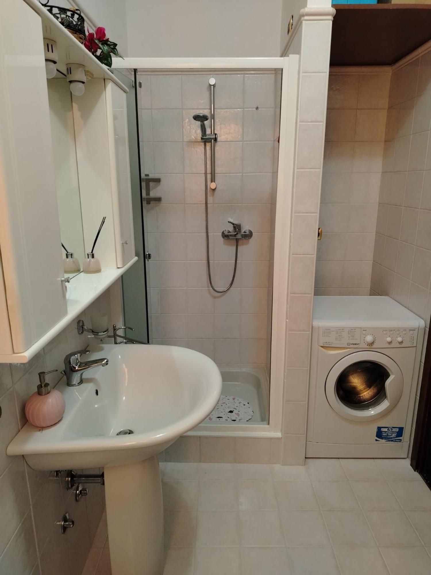 B&B Califano- 2 Leoni Verona Eksteriør bilde