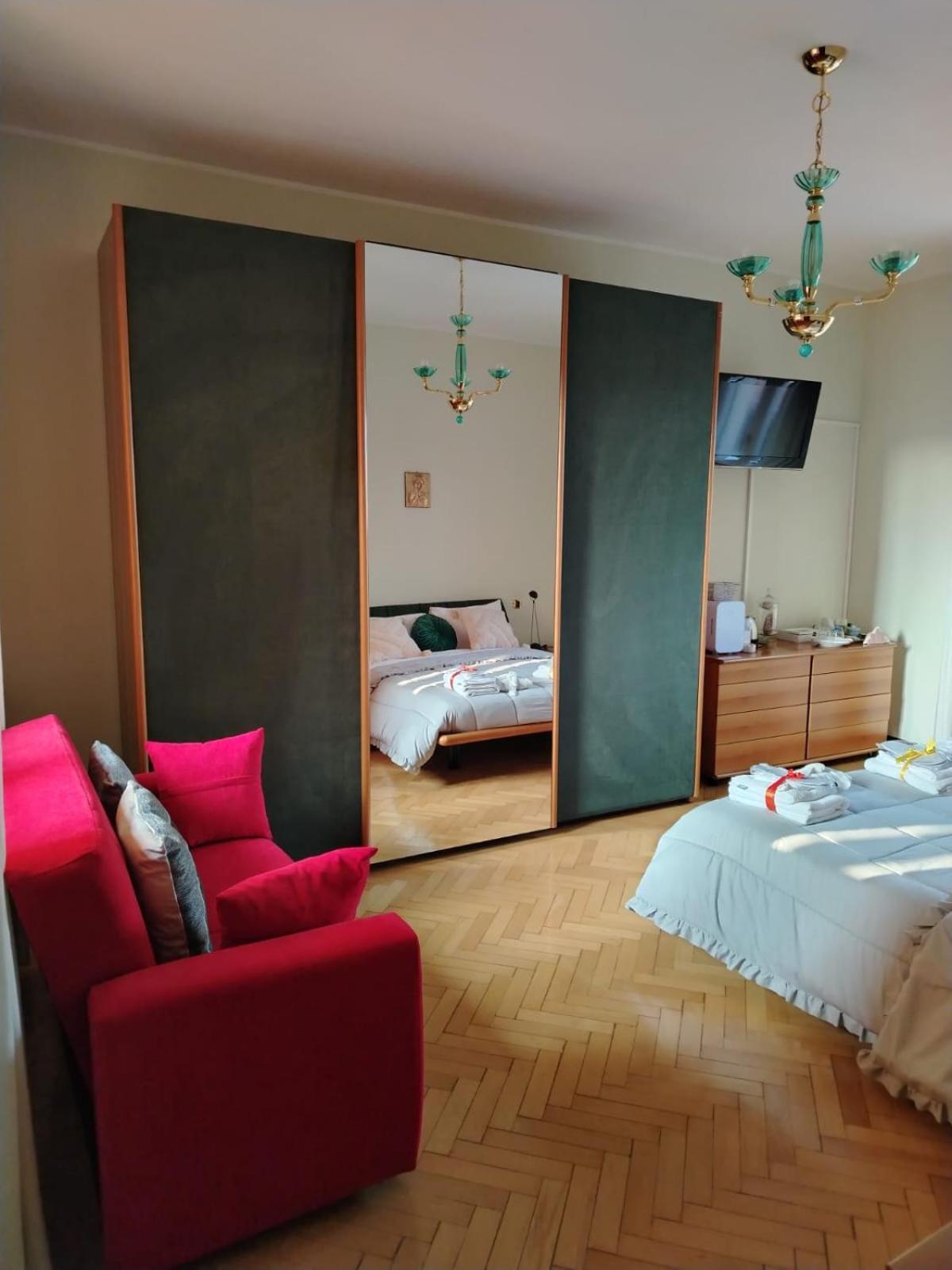 B&B Califano- 2 Leoni Verona Eksteriør bilde